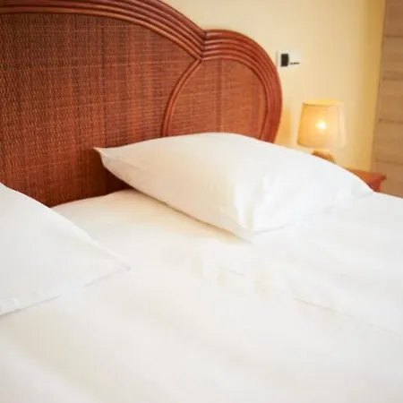 L'scale De Ribou Hotel